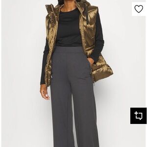 Luhta Gold Puffer Midwaist Puffer Vest